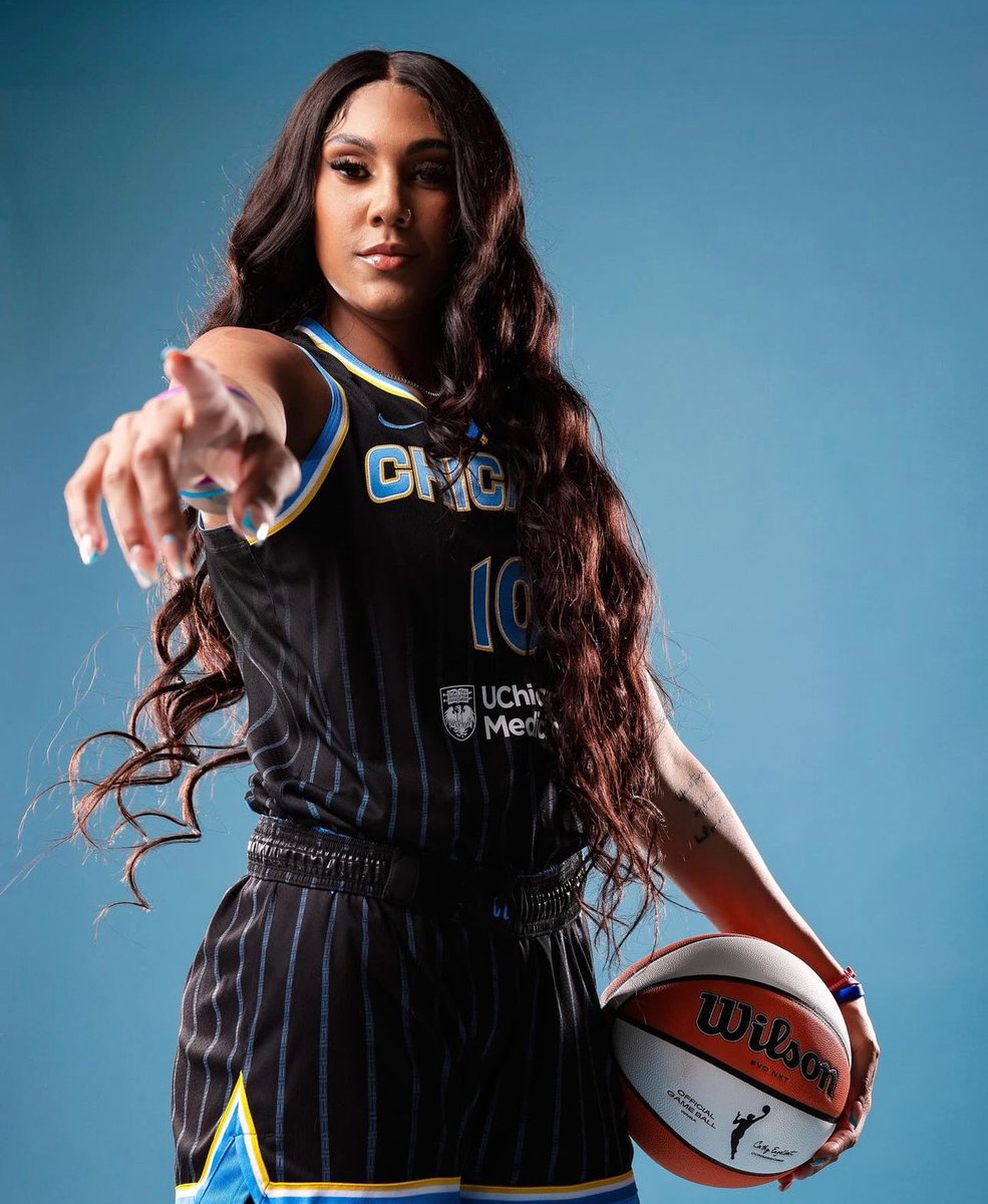 Kamilla Cardoso plays WNBA basketball in FIVE days! 🩵

REMINDER: Cardoso and the Chicago Sky will face the Indiana Fever on Saturday, June 1st, with the game airing on ESPN.