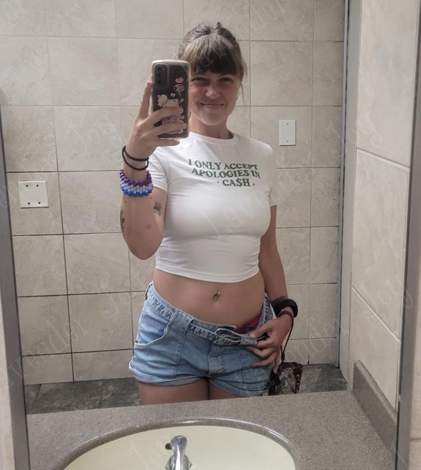 Headed on the road again! Gonna go to a #bucees for the first time!  What should I look at when I go<a href="/tag/bucees"class="tags">#bucees</a>