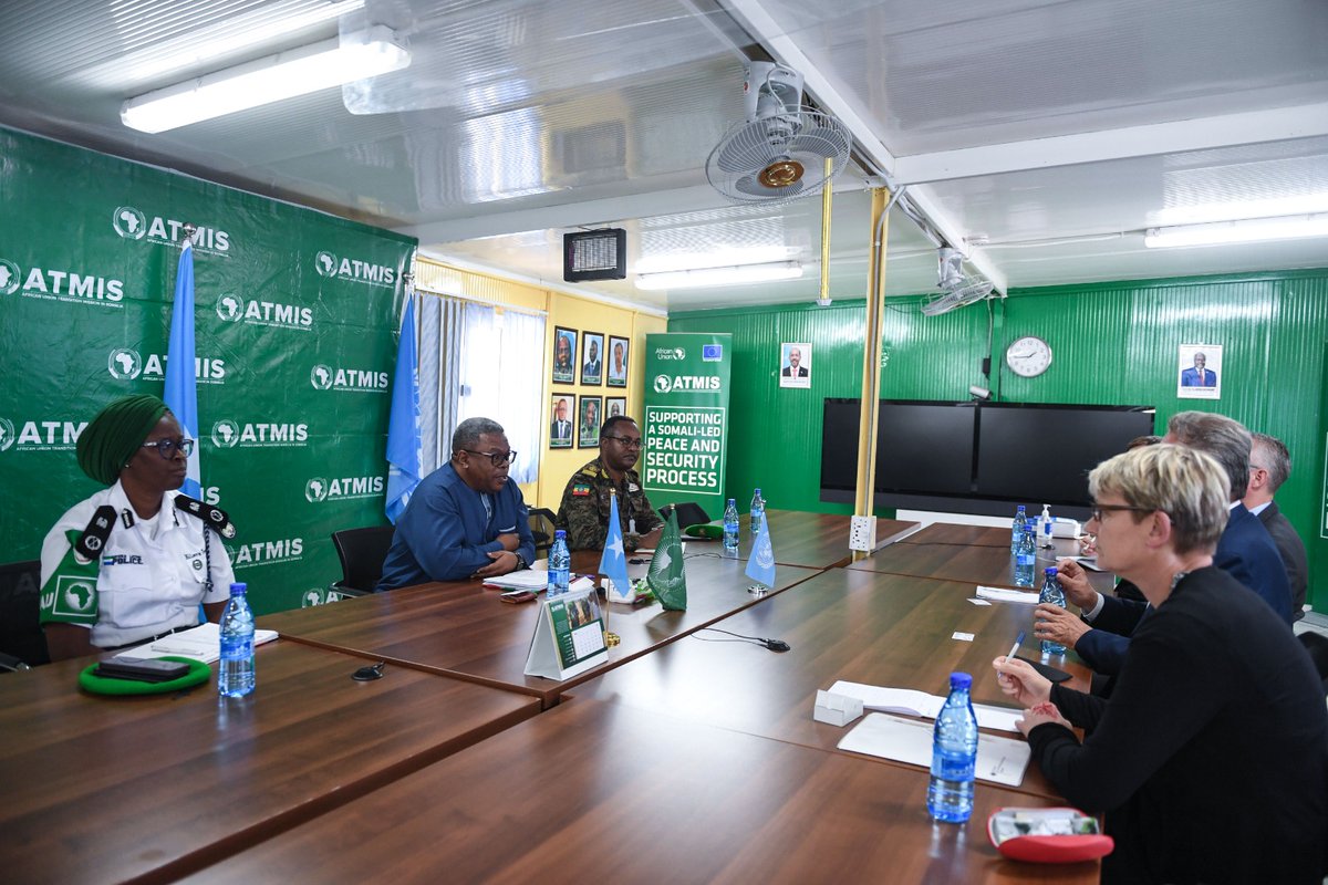 ATMIS_Somalia's tweet photo. Today in #Mogadishu, the Deputy SRCC, Sivuyile Thandikhaya Bam met a delegation from the German Ministry of Foreign Affairs, led by Director for Sub-Saharan Africa & Sahel, (@GERonAfrica) Amb. Christoph Retzlaff. They discussed the ongoing #ATMISDrawdown & other issues of mutual interest.