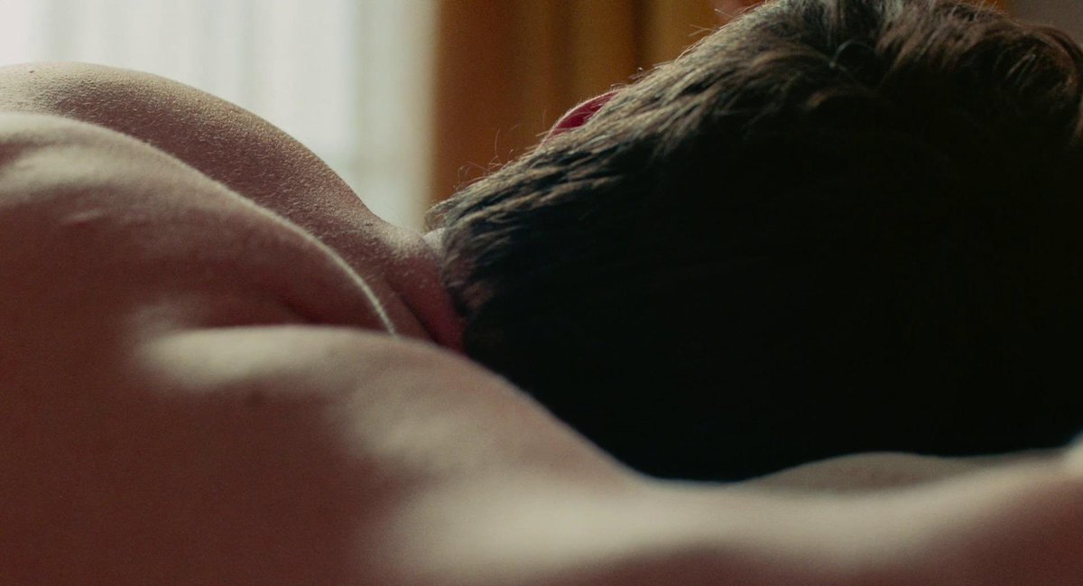 oneperfectscene's tweet image. aftersun (2022)