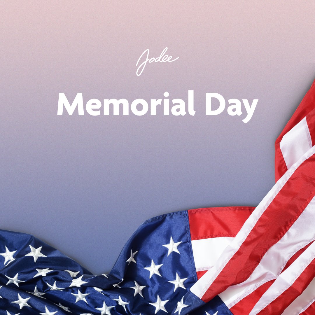 Jodeemastectomy's tweet photo. Let us never forget, Memorial Day's solemn reminder of bravery and sacrifice. #jodee #jodeemastectomy #memorialday #breastcancerwariior https://t.co/KgzXSgiSNp