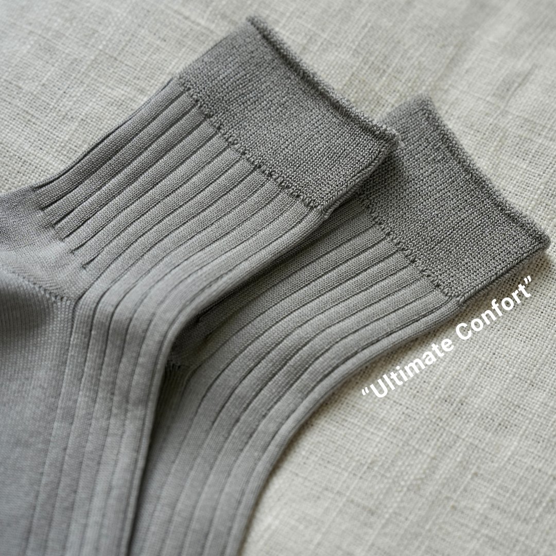 tabio_usa's tweet photo. The mercerization process has been honed with fine craftsmanship to reduce surface fuzz and achieve supple softness with a bright luster. 

#Tabio #TabioUSA #SockEnthusiasts #StepBeyond #UltimateComfort #HighestQuality #TabioStyle #SocksStyle #FashionSocks https://t.co/9ANon39swO