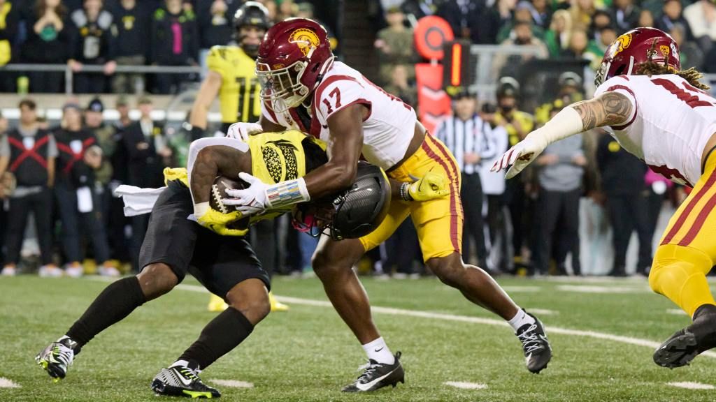 The great lamentation about Oregon and USC in the Pac-12 football era trojanswire.usatoday.com/2024/05/24/lam…