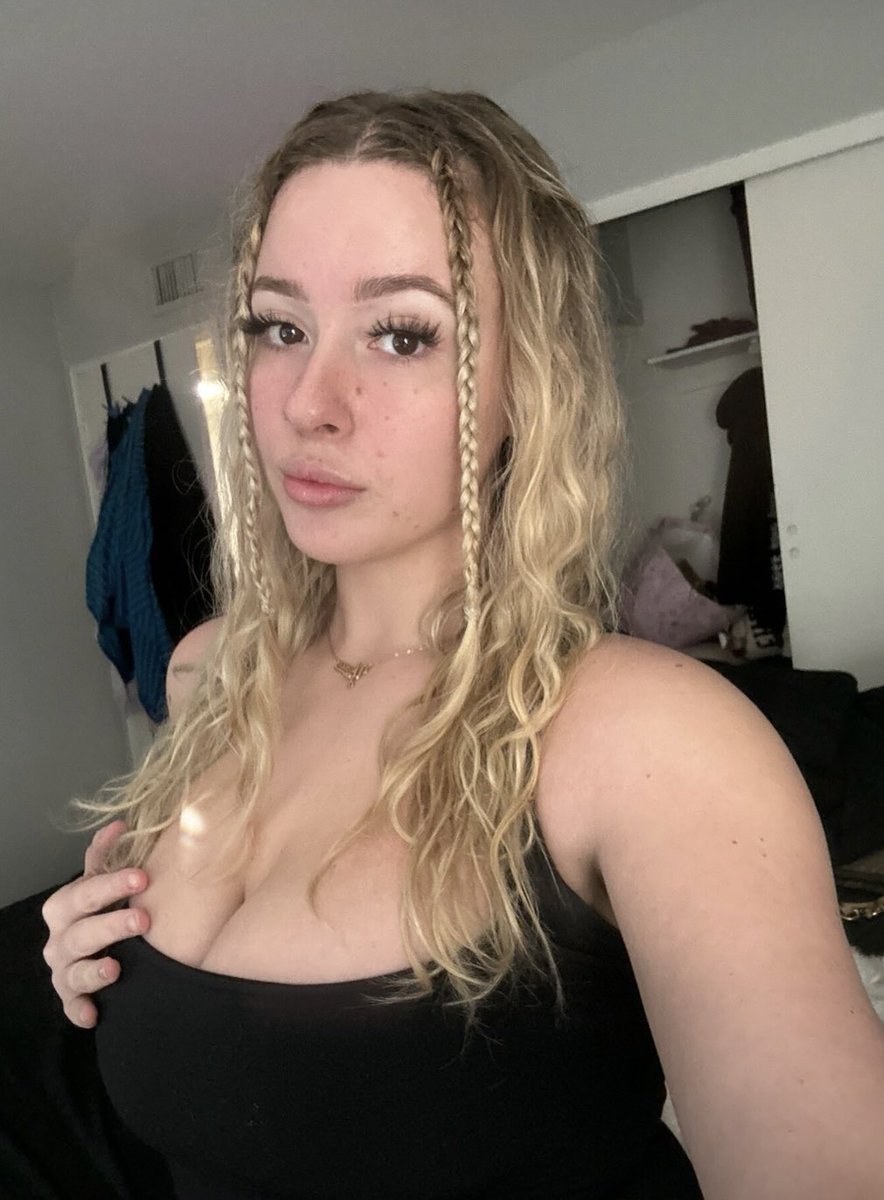 jess10207333's tweet photo. looking for a REAL sugar daddy!! only message me if your legit #cashapp #paypal #venmo #sugarbaby #sugardaddy https://t.co/TWXsp7OPJo