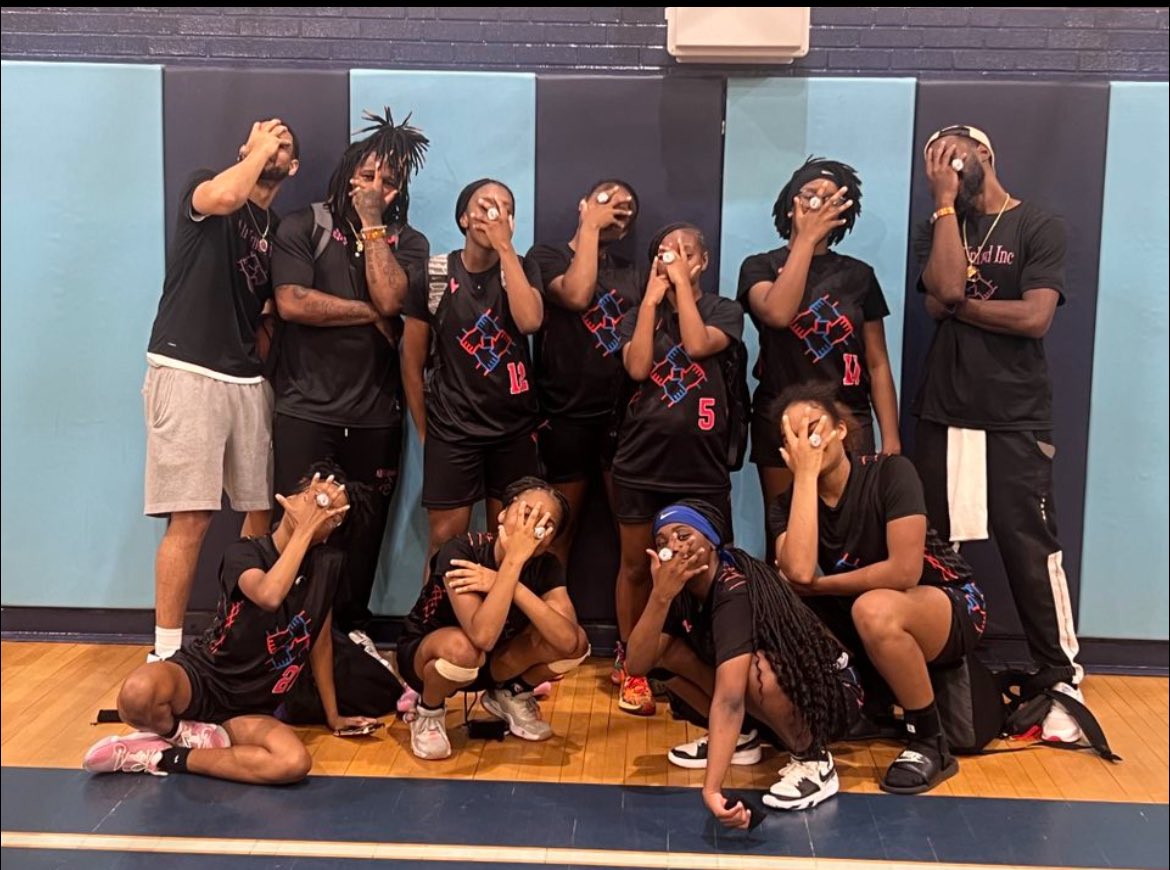 All United Inc. Girls Basketball #LadyPressure💎 tweet media