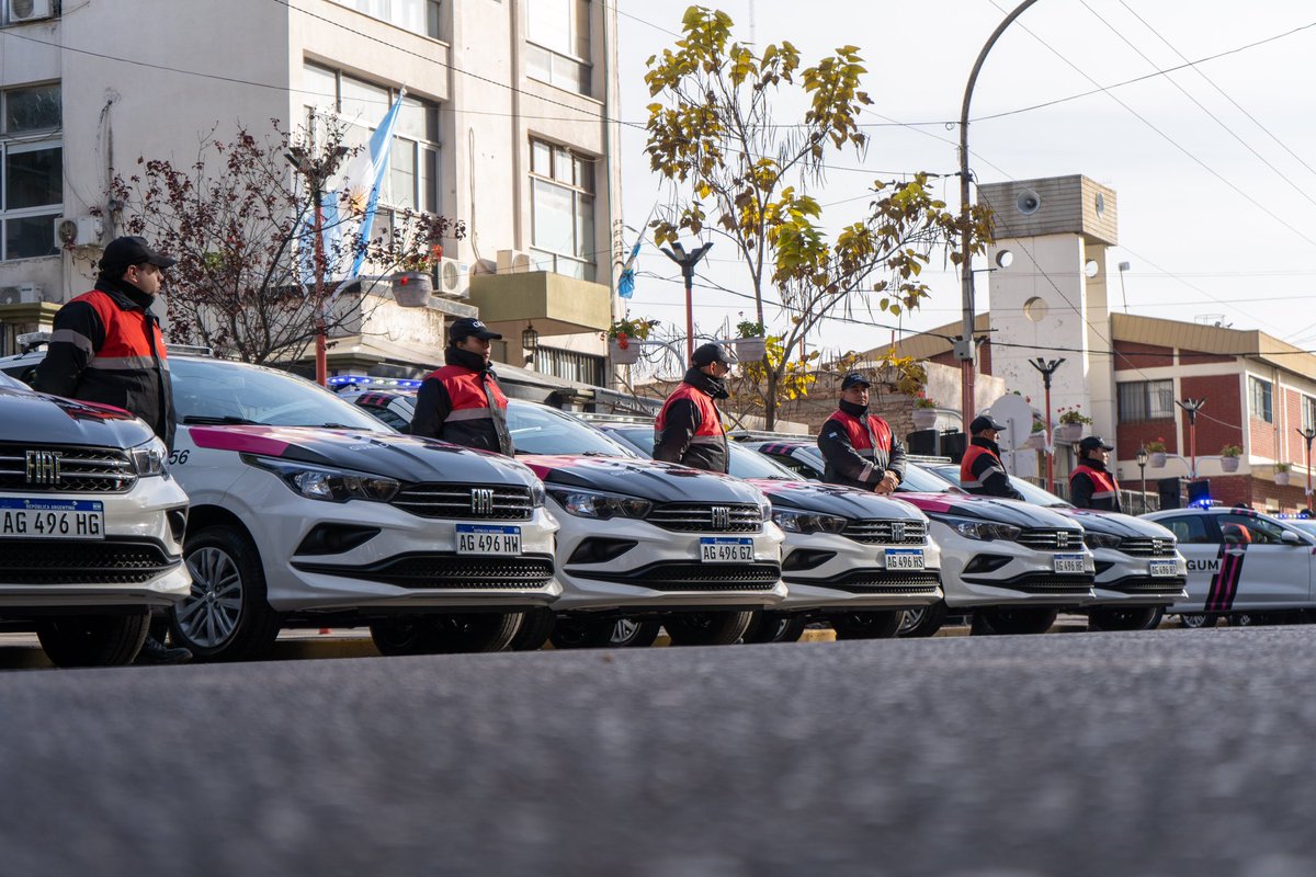 “Todo esto es gracias al esfuerzo de los lasherinos que nos han acompañado con sus tasas municipales al día para poder hacer esta incorporación posible”.