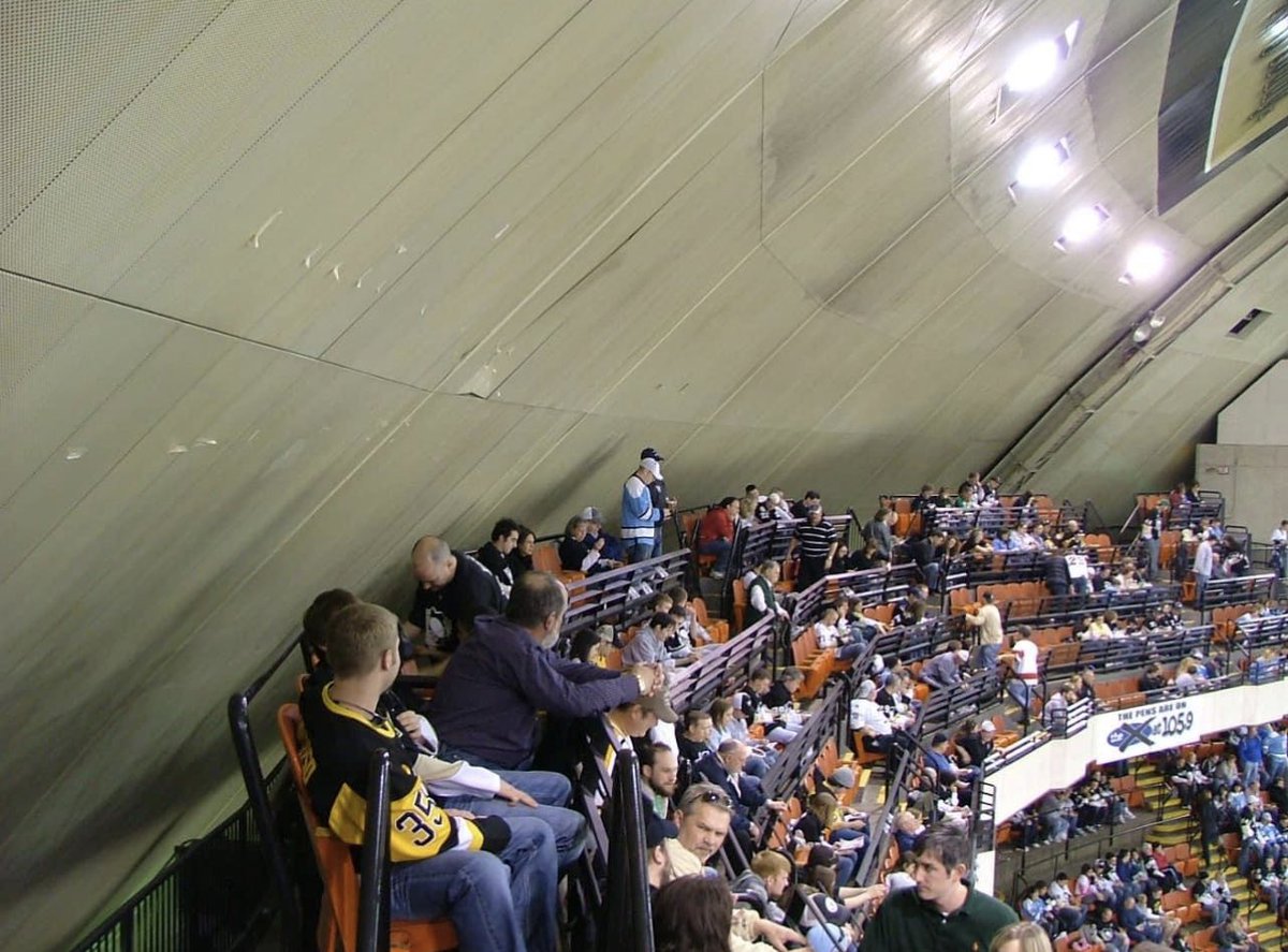 troybeck's tweet photo. Who remembers section F at the Igloo? https://t.co/vYqR8NVzsJ