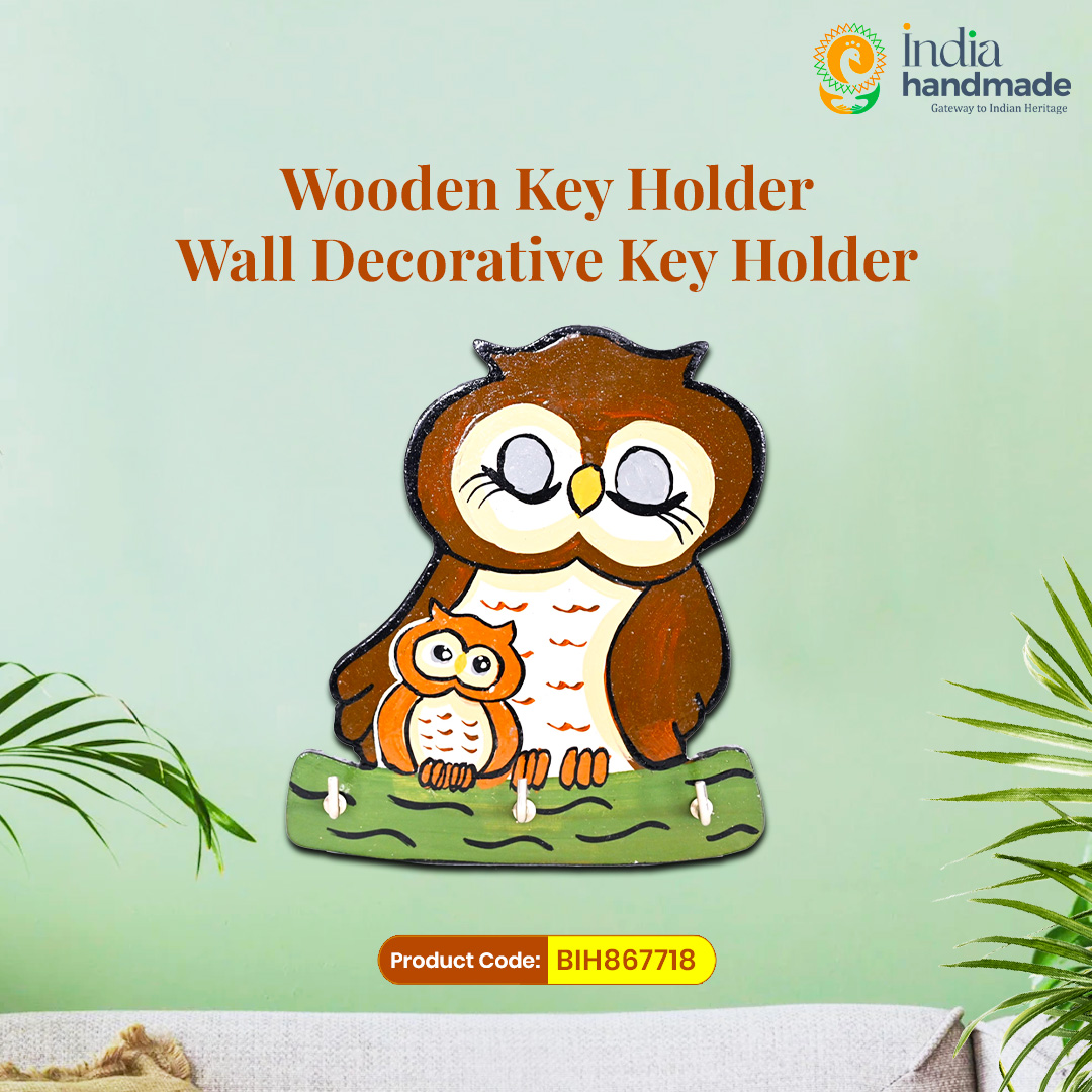 Handcrafted #keyholders are both cute and functional, adding a touch of quirky personality to your home.  #Summerfest #keyholder #homedecor #Digitalindia #DigitalDukan #VocalforLocal  #Handicraft  #Indiahandmade
@texminindia @_DigitalIndia @Digitalindiacrp @Goi_Meity
