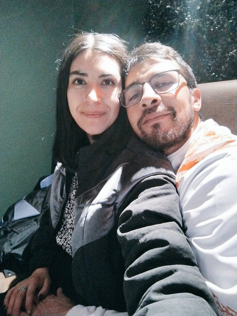 enjendross's tweet photo. Ocho años desde que te conocí, casi seis de estar juntos, de construir hogar y siento que te adoro y que me encantas cada día mucho más. https://t.co/yeC2Znkssr