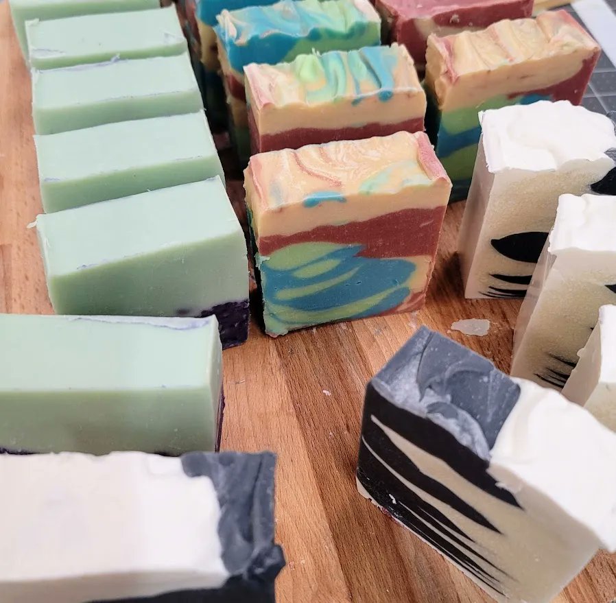 curious_mondo's tweet image. Live now: Making Cold Process Soap Bars curiousmondo.com/live/ #makingsoap #soapmaking #handmadesoap