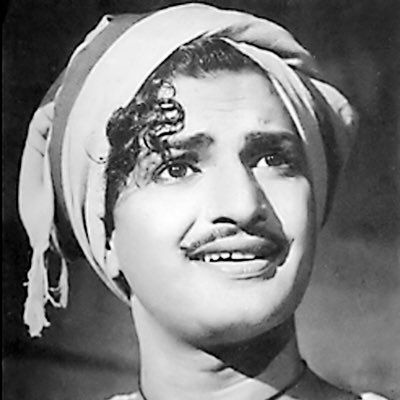 RatsaVijay's tweet photo. జనని భారతి మెచ్చ.. జగతి హారతులెత్త.. జనశ్రేణి ఘనముగా దీవించి నడుపగా.. రణభేరి మ్రోగించె తెలుగోడు.. జయగీతి నినదించె మొనగాడు... #NTR 🙏 నందమూరి తారకరామారావు గారి జయంతి సందర్భంగా ఆ మహానీయుని స్మరించుకుంటూ.... #JoharNTR #NTRLivesOn #NTR101 #TeluguPride #TDP #100YearsOfNTR https://t.co/0w8OkDnmou