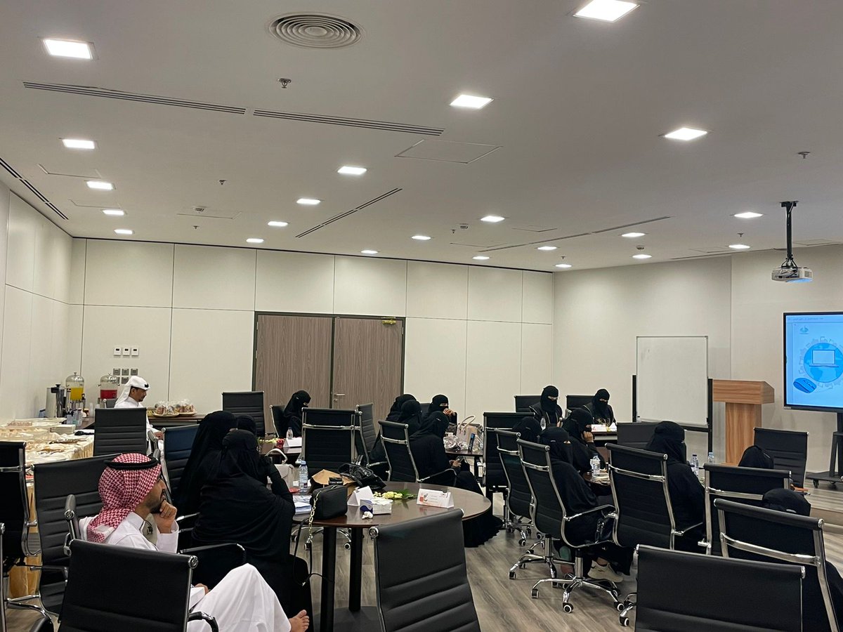 تغطية|

مشاهد من مناقشة طالبات #ماجستير_إدارة_الأعمال_التنفيذي للمشاريع البحثية.

<a href="/JazanUniversity/">جامعة جازان</a>