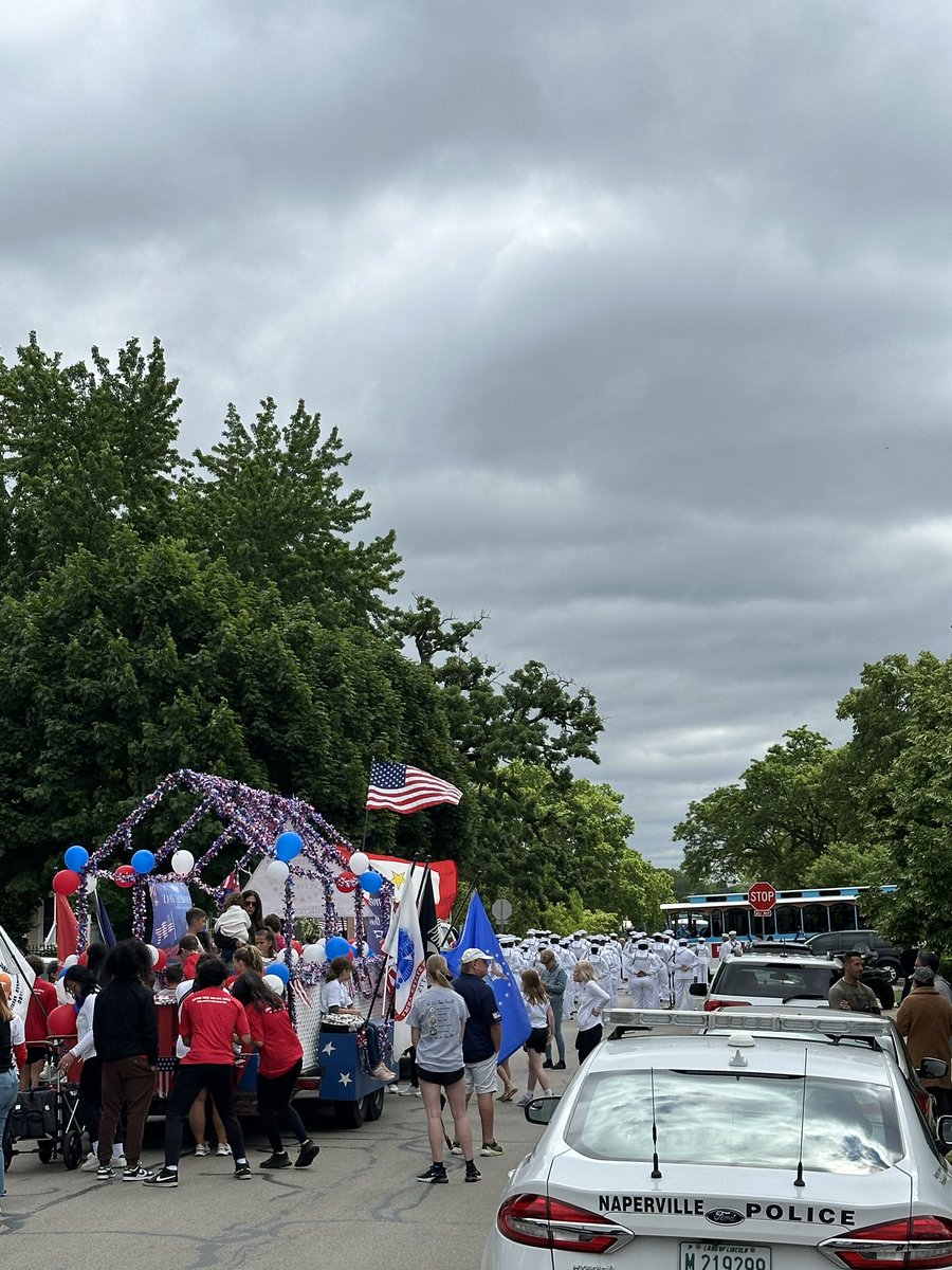allison4naper's tweet photo. Another Memorial Day parade on the books! I enjoyed riding with fellow council members. Thank you, @ianholzhauer &amp; @bennynaperville for serving our country as well as our community. https://t.co/HEmpwGXqMT