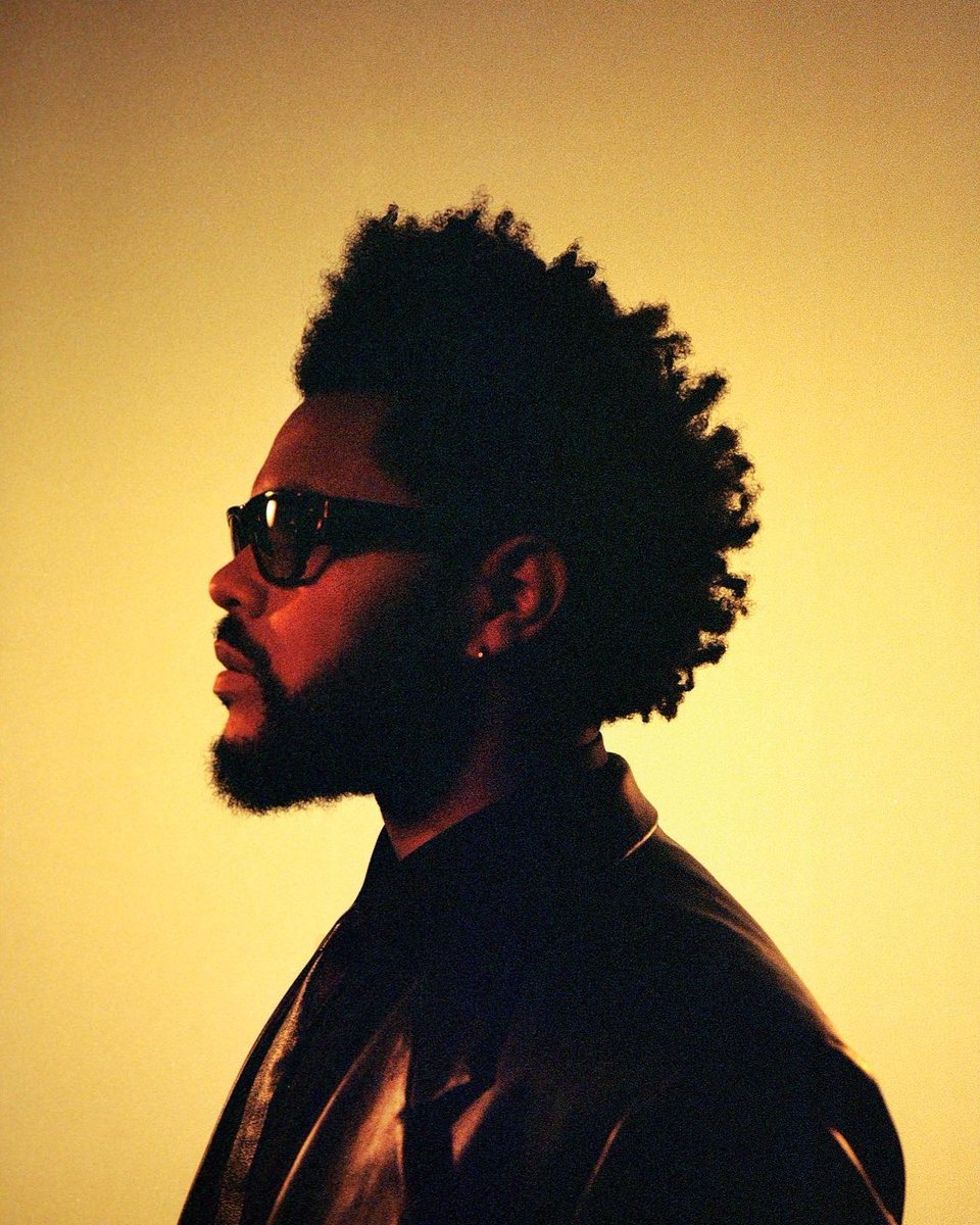 Kurrco's tweet image. The Weeknd becomes the #1 artist with the most monthly listeners on Spotify — for the 13th time 🏆

His last full length album came out two years ago.