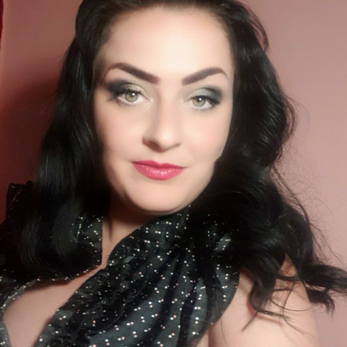 #FotografieDeProfilNouă https://t.co/FuKOP6LoMc<a href="/tag/fotografiedeprofilnou%C4%83"class="tags">#FotografieDeProfilNouă</a>