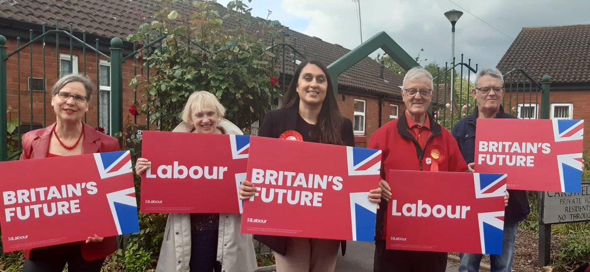 We’ve had an amazing response from residents in Newark &amp; Bingham today. 

They tell me they want an MP and government who will protect our NHS, support local schools and rebuild our economy. 

Really pleased to speak with so many new Labour voters and lifelong supporters. 🌹