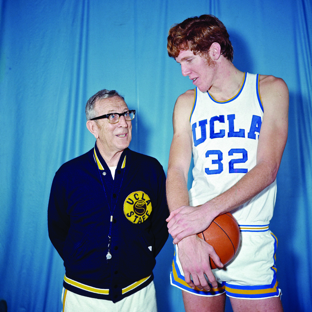 Bill Walton at UCLA (1971-74): • 20.3 PPG • 15.7 RPG • 5.5 APG • 2 National Championships • 2x Player of the Year • 3x Consensus All-American • 3x NCAA All-Tourney LEGEND.