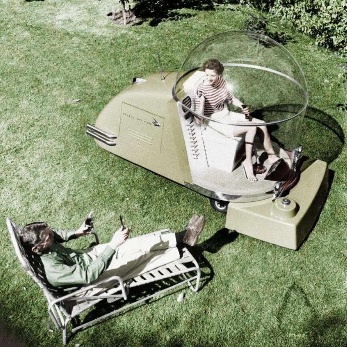 Wonderboy X-100, deneysel bir klimalı çim biçme makinesi (1957) Teknolojimiz neden eskisi gibi ilerlemiyor?