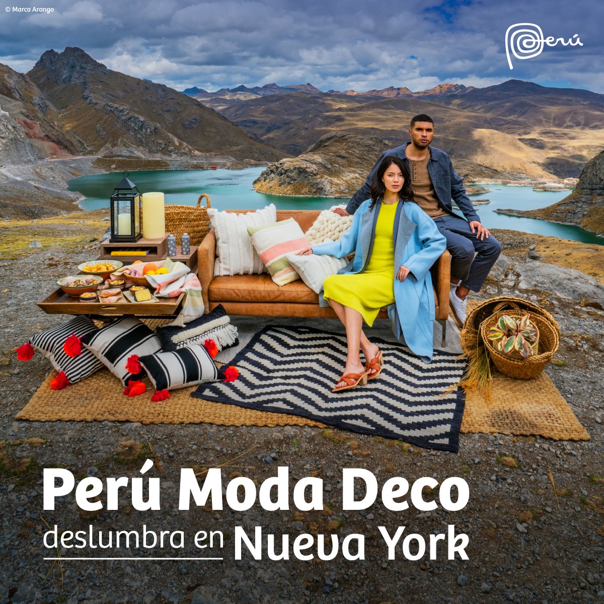 marcaPERU's tweet image. ¡Se lucieron! ✨Empresas peruanas exhibieron lo mejor de su oferta de productos textiles en #PerúModaDeco, la principal plataforma comercial de la oferta exportable peruana en vestimenta y decoración 🧥🧣. Conoce los detalles aquí 👉 bit.ly/3KgAenV

#MarcaPerú