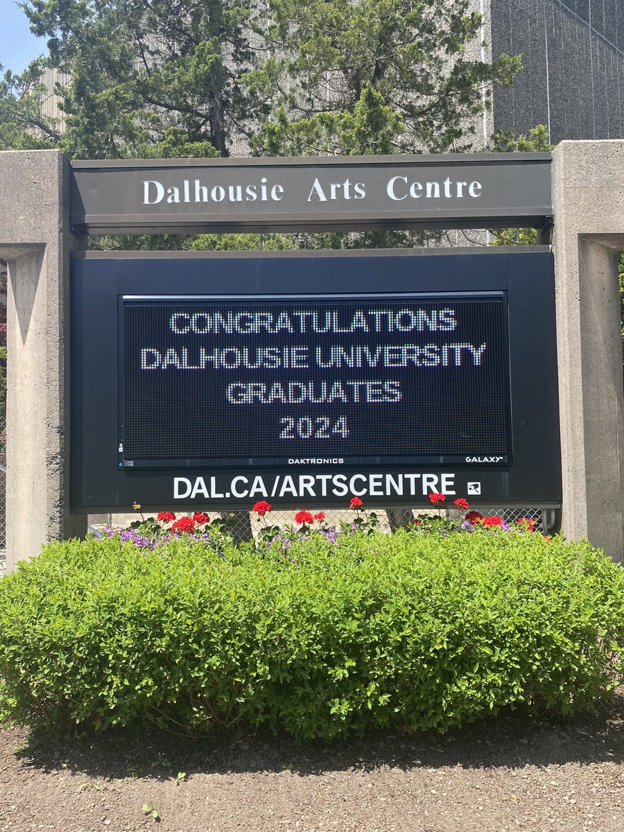 🎓🌸🎉 We're celebrating another beautiful day at Dalhousie for Spring Convocation! Congrats to all our amazing Dal Grads as they cross the stage this week! Visit the Dalhousie Student Union Building for all your grad essentials – from framing and grad rings!