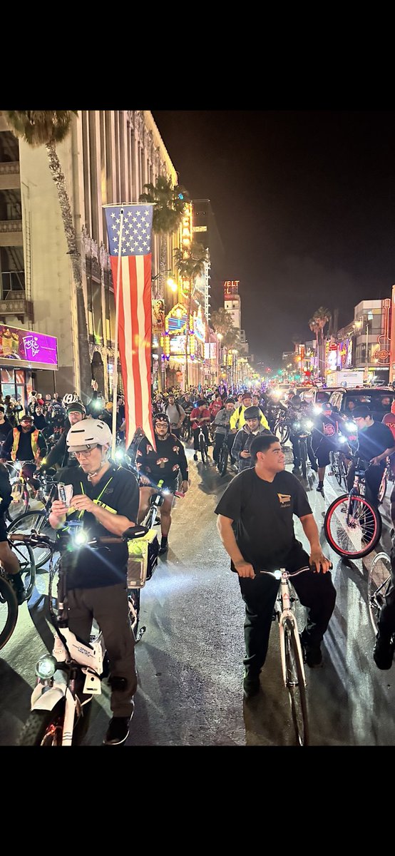 LA Critical Mass This Friday!! 5.31.24

Where: Wilshire/Western 
Meet @ 6:30p
Rolling @ 7:29p
Bring the vibes😎🎶 🚲

**Every last Friday of the month**

#bikela #lacriticalmass #criticalmassla #criticalmass #losangeles #ktown #dtla #ciclavia #hollywood #westla #fyp #viral