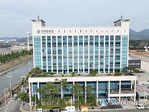 PantomathTech's tweet image. Pantomath Podcast 5. 27. 2024

🌐pantomath.co

Spotify:
open.spotify.com/show/5NryQEuiq…

Apple:
podcasts.apple.com/us/podcast/pan…

YouTube:
youtube.com/@Pantomathco?s…

#space 
#pantomath
#podcast
#science
#fashion
#technology
#ai
#vivral
#sports
#cars
#gamers
#art
#health
#x
#2024
#news