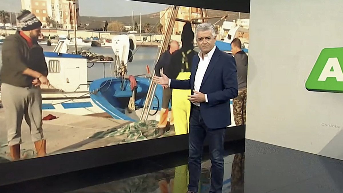#ADirecto desde la Plaza de la Iglesia de La Línea de la Concepción (📍Cádiz)

"Vamos a contarle al mundo la grandeza de sus habitantes" dice <a href="/ModestoBarragan/">Modesto Barragán</a>

📡 <a href="/adirecto/">Andalucía Directo ❎</a> | <a href="/canalsur/">CanalSur</a> | <a href="/canalsurcadiz/">Canalsur Cádiz</a>

🗓️ Miércoles
🕧 18:00 h. | 📺CanalSur TV 

🌐 csur.red/8H5750RWTg6