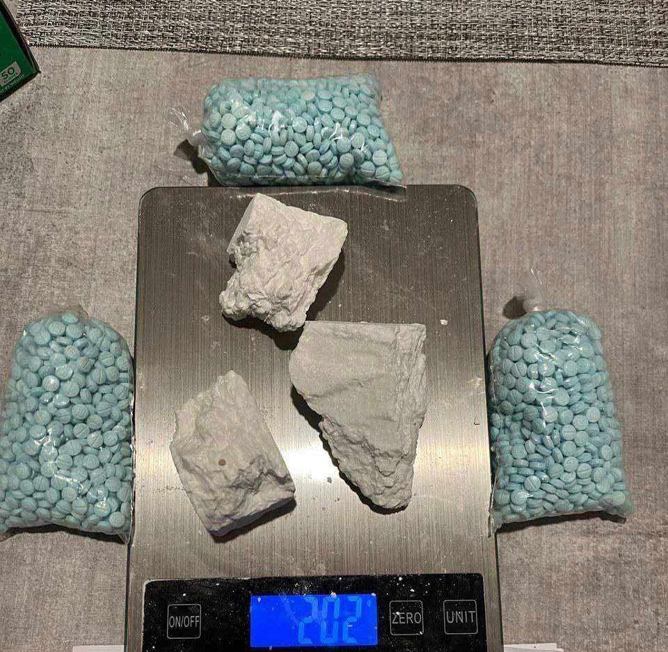 THOMOS DERICK tweet media