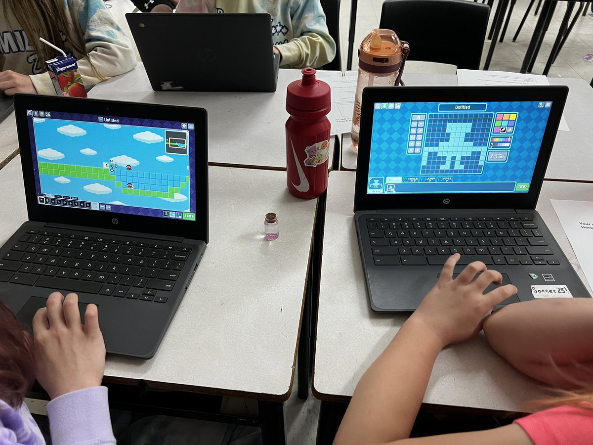 Grade 4/5 Daley @ChebuctoH is integrating storytelling elements into their game design with @bloxels this afternoon! @TILTHRCE