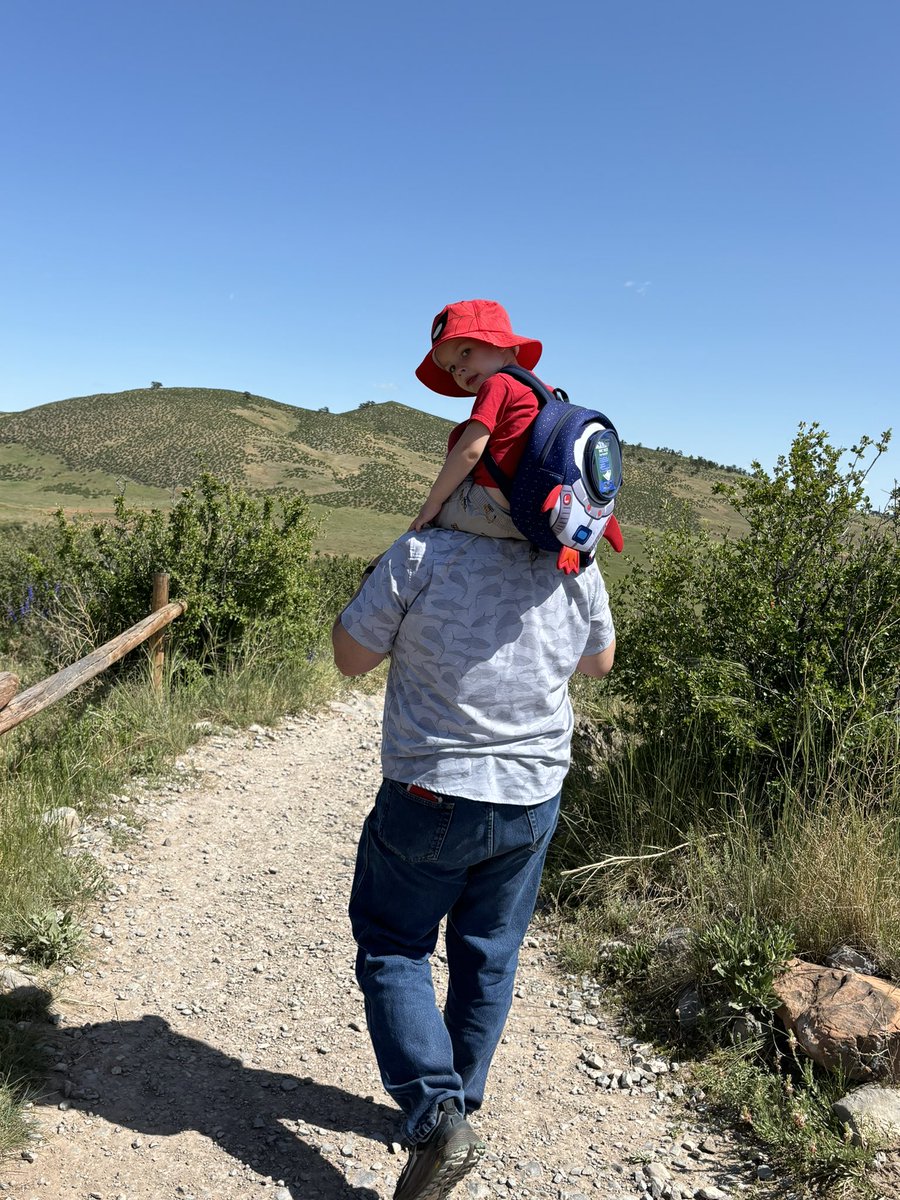 1.65 miles for #1 grandson’s first trail run ☺️ He did the entire first mile himself then hitched a ride on grandpa’s shoulders for the last little bit. 

#IRun4Aiden #MSCoffeeRunners @Orangemud #MindOverMatterAthlete @ROADiD