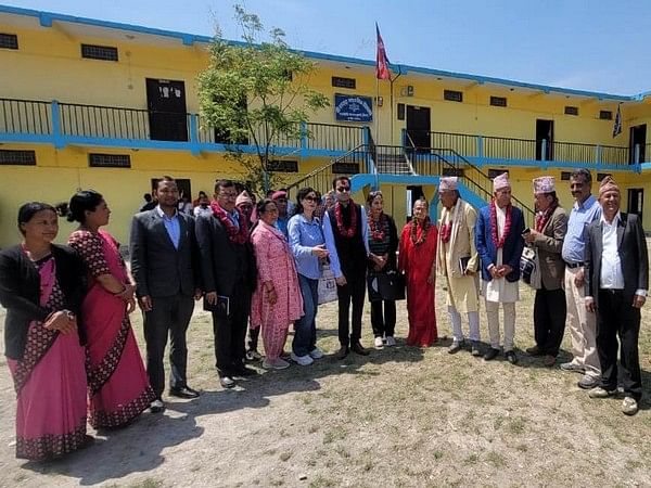 With financial support from the Indian government, a new girls' hostel at Shree Padmakanya Secondary School in Dillibazar, Kathmandu, has been opened as part of the 'Nepal-India Development Cooperation' initiative. #Education #NepalIndiaCooperation #SchoolDevelopment 🇳🇵🇮🇳
