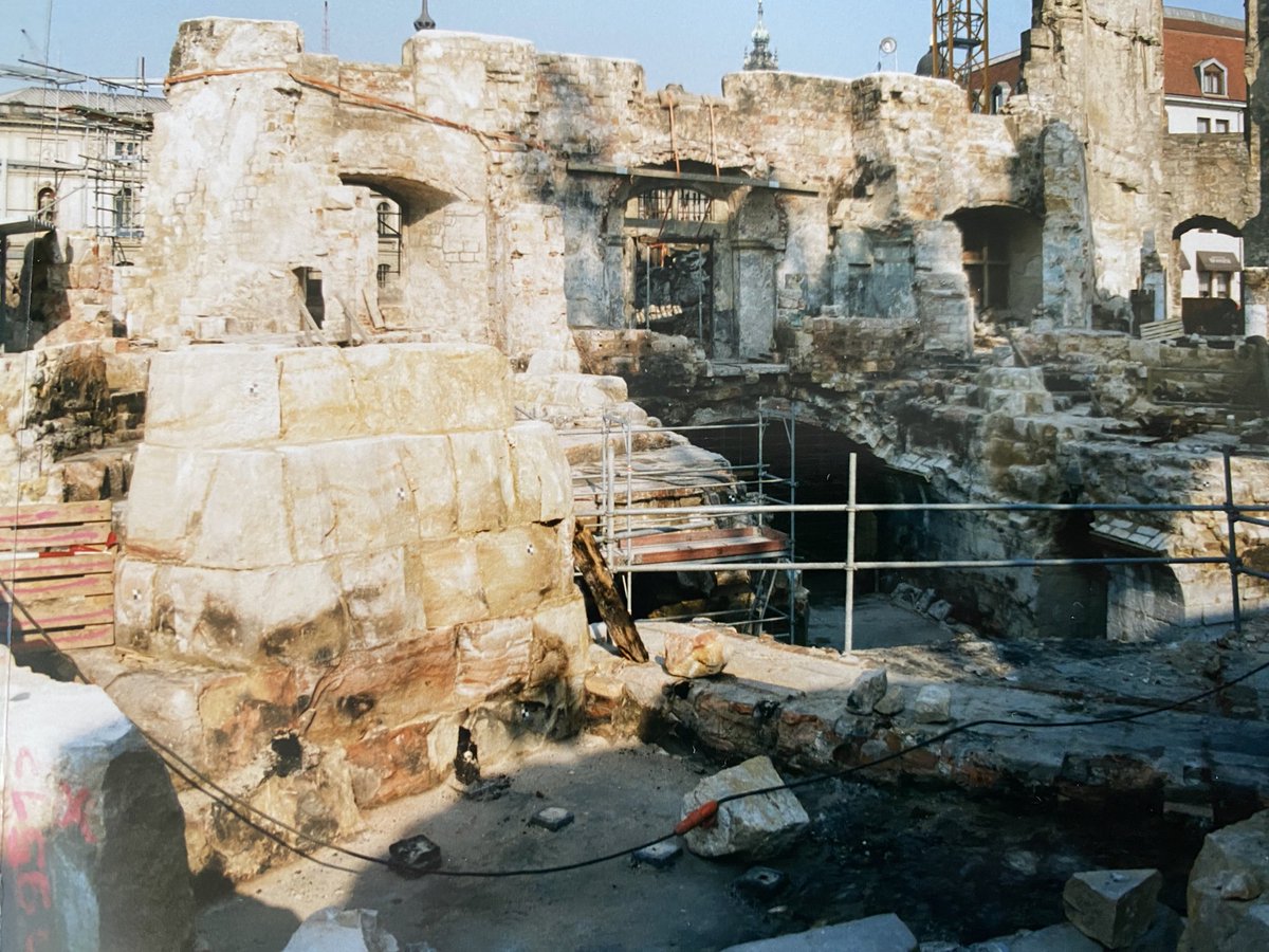 hier noch ein paar Baustellen-Impressionen vom Mai 1994 #Frauenkirche #Dresden