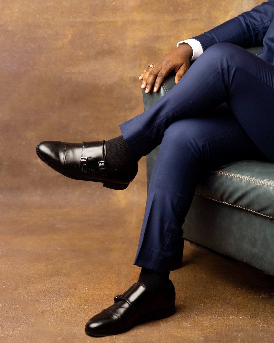 Being a true gentleman never goes out of style ♠️
——————————————————
Noble monk strap ll Suit @gold_label_apparels 
——————————————————
Loc: North kaneshie 
☎️ 0200151910
📸 @bp.studios 

#corporate #monkshoes #menfashion #madeinghana #dressshoesformen