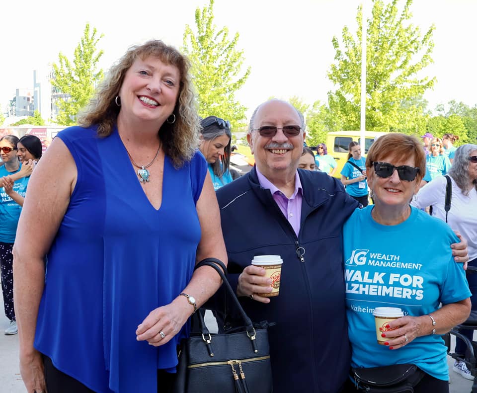 On Sunday, I joined the team at the Alzheimer Society of Sarnia-Lambton for their #IGWalkforAlz and to to celebrate the $166,200 Resilient Communities Fund Grant that they received from the Ontario Government's Ontario Trillium Fund.