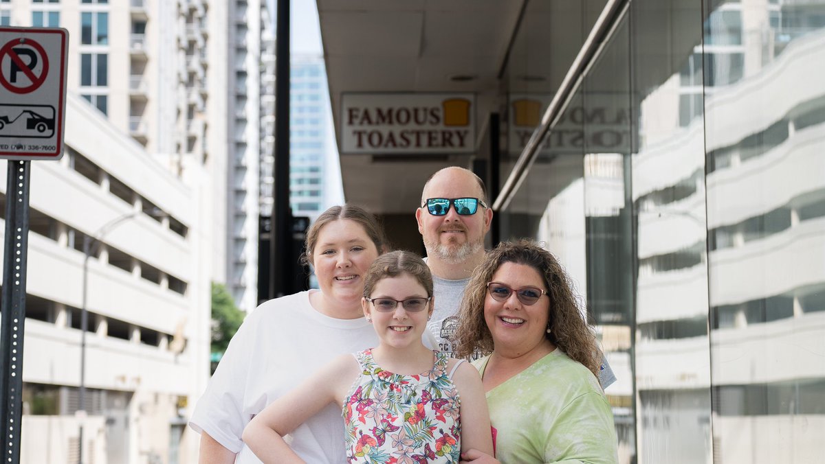 Dream_On_3's tweet photo. Morgan’s Dream Weekend was a grand slam!

We wrapped up her Dream Experience yesterday with breakfast at Famous Toastery and watching @DukeBASE win @theACC championship!

She got a special visit from the ACC Commissioner and Coach Pollard after the game! https://t.co/6IMXb0Y1Fc