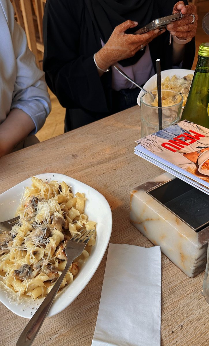 Alex ★ tweet media