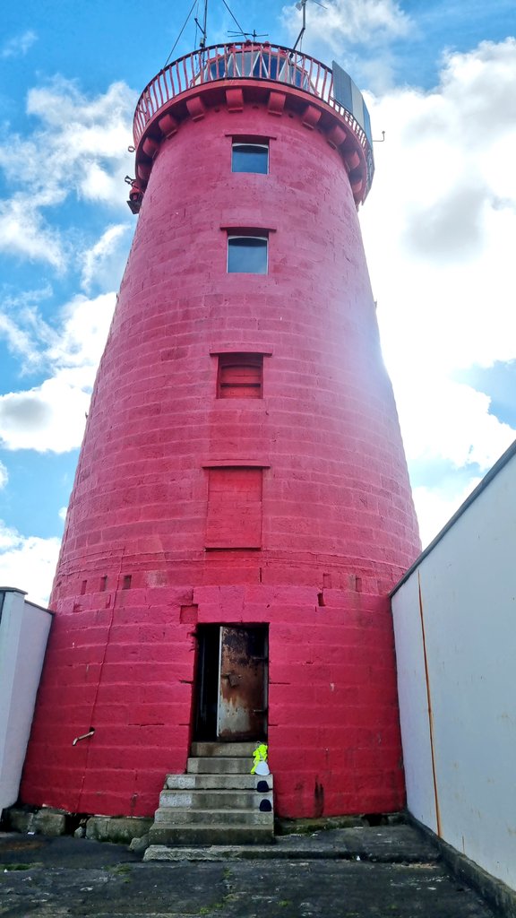 #poolbeg lighthouse ☀️🇮🇪