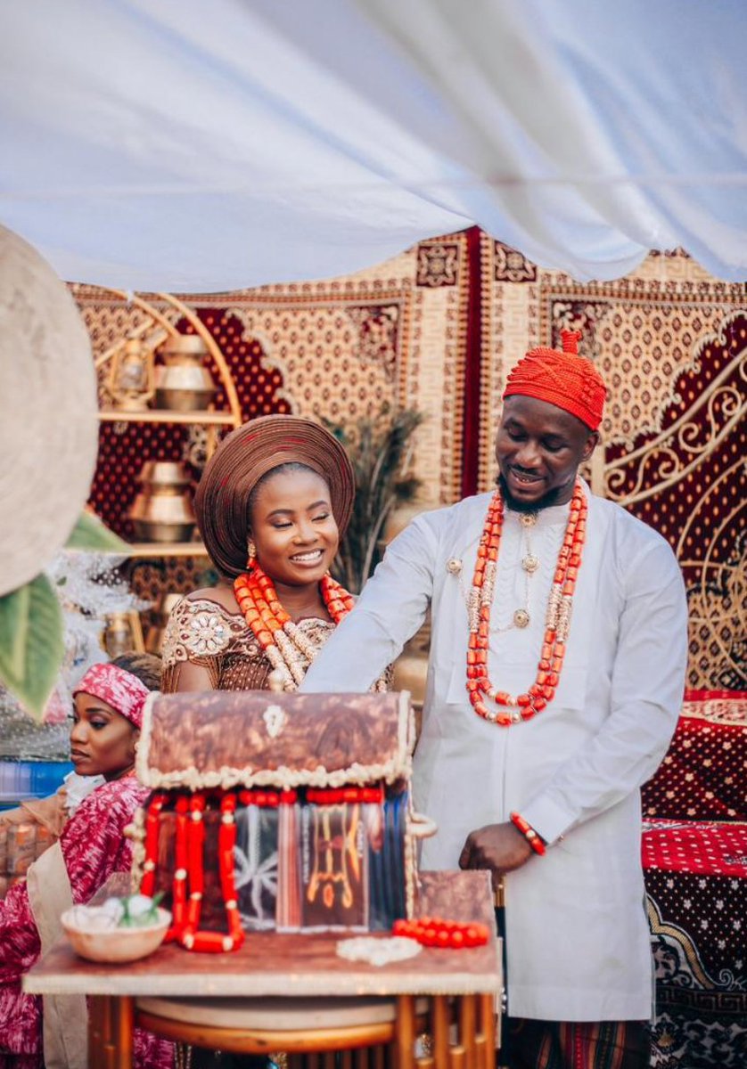 inawoweddings's tweet photo. “Our love story written in the binaries of one’s and zeros became a testament to the resilience of connections formed online"
-The Bride🥰
Here's how they navigated an online relationship leading to sweet marital bliss on:
https://t.co/ZSyGkEkVLZ
#techwedding
#createdwithinawo https://t.co/AXAGuz1jah