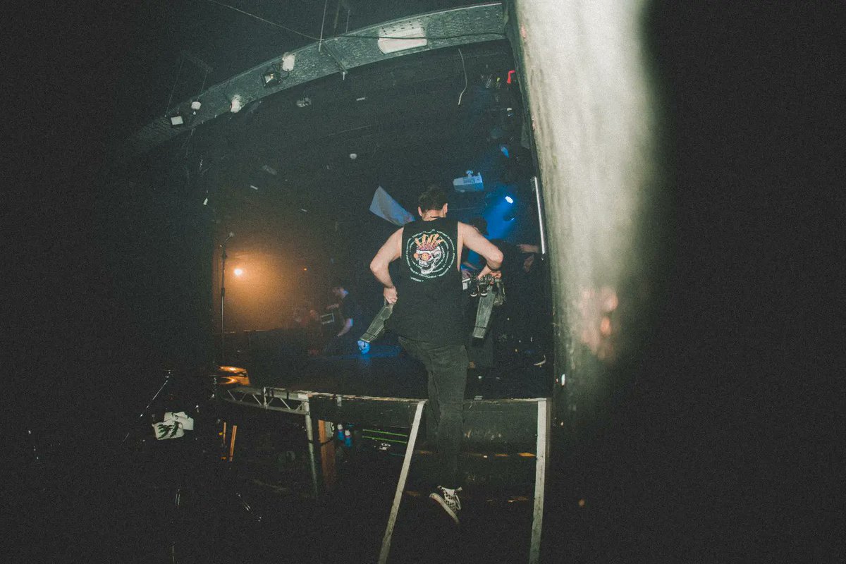 Dystopian Sun tweet media