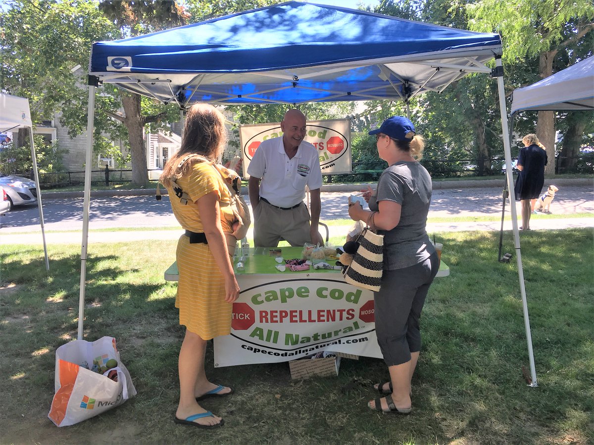 This Memorial 🇺🇸Day, Cape Cod Naturals is proud to be a veteran-owned business. Special thanks+🙏 tribute to veterans + our co-founder + USAF Veteran Don Rogers*. 
Happy healthy summer season naturally bug-free! 
*photo @ Cape Cod Farmers🧑‍🌾🍅🥒Market  
#CapeCodNaturals #CapeCod