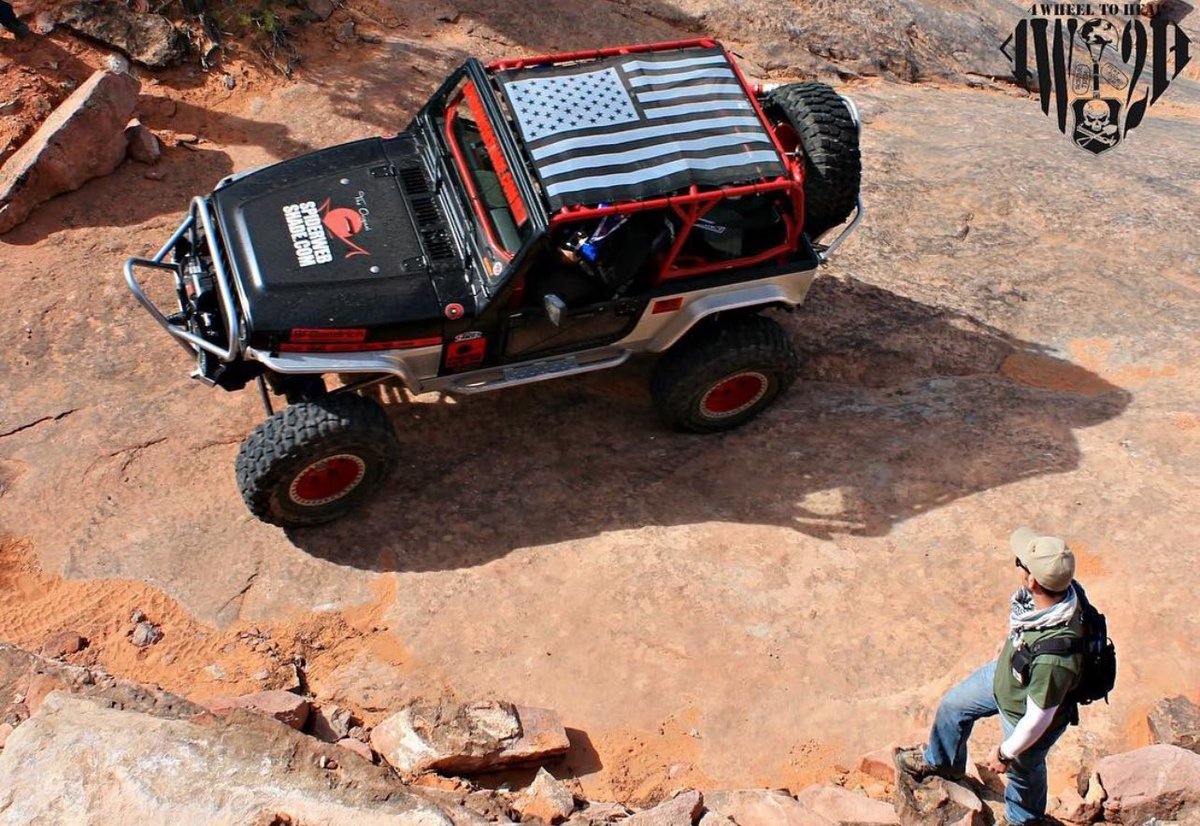 SpiderWebShade's tweet image. 🇺🇸This Memorial Day, we honor the brave who sacrificed for our freedom. As we remember their courage, let’s also enjoy the freedom of the open road! 😎 Upgrade your ride with a @spiderwebshade shadetop and experience the perfect balance of sun protection and open-air adventure!