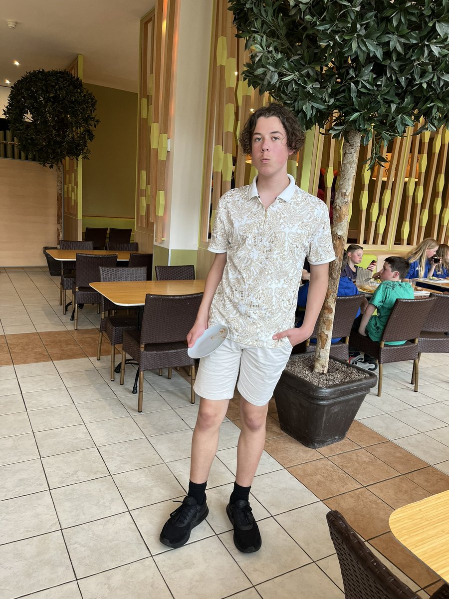 Streetlyyr11x tweet media