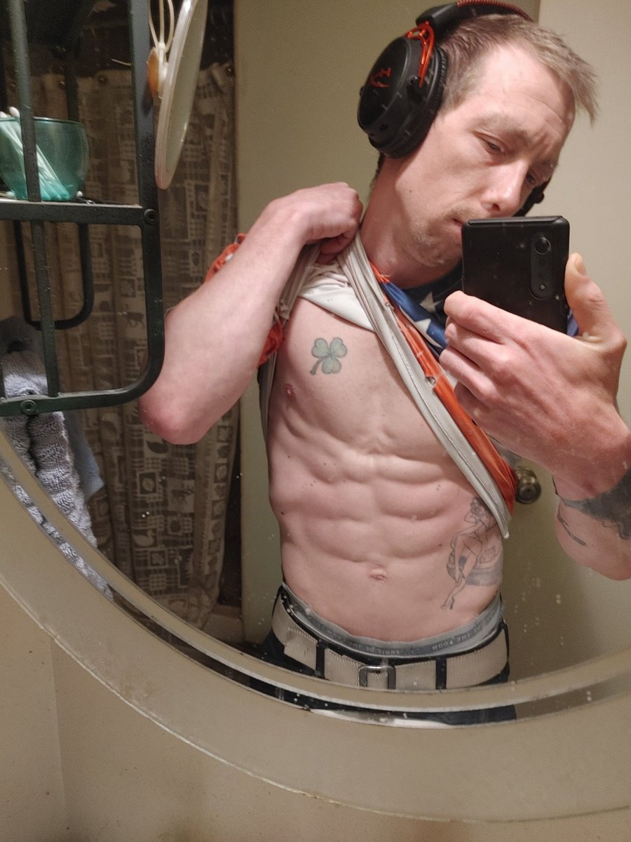 TheWorksOnlyFan's tweet photo. @beerlovershow #monday #porn #onlyfans #twink #follow   Content Daily ! https://t.co/Tpmlv6YXyV https://t.co/RpxoQQqVxr