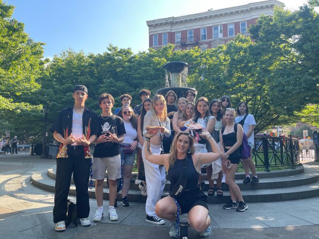 Students on our World Religions program get a front-row seat to witness the city buzzing with an array of traditions and beliefs. Secure their spot for a Summer adventure today!
#summer2024 #worldreligions #thisisclass #highschoolcredits #edutravelforcredit #reachahead #education