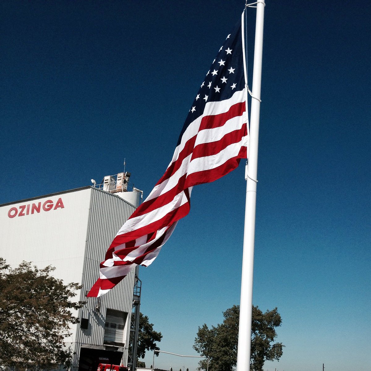 “If we have any greatness in this country it needs to be attributed to those who have sacrificed their lives.” -Karl Clauson 

We hope you pause today to honor those who have selflessly given their lives for our freedom🤍

#memorialdayweekend #usa