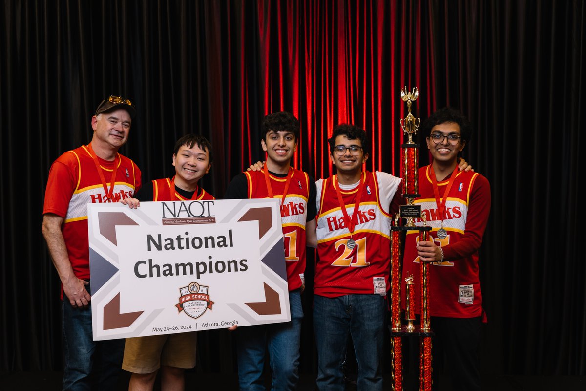 naqt's tweet photo. Congratulations to Barrington High School (Barrington, IL), who defeated  St. Mark's School of Texas (Dallas, Texas) 445-325 in the second game  of an advantaged final to win the 2024 NAQT High School National  Championship Tournament!

#hsnct
#naqt
#quizbowl

📸: @JM_Sullivan https://t.co/M3yqYvakFK