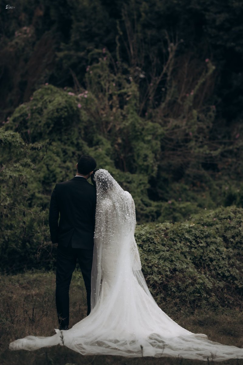 كل الأشياء تبدو عادية أمام فكرة أن نتشارك دربًا واحدًا، كل الجمال تحتكره هذه الفكرة. 
٢٩ يناير ٢٠٢٤..