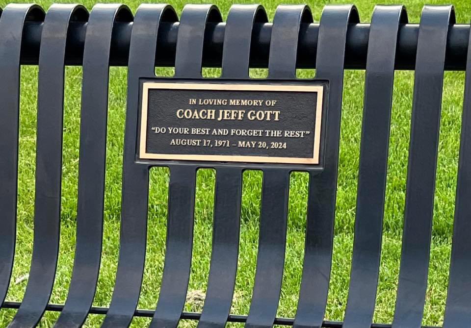 IzzyGott's tweet photo. Continue his love to the sport of baseball and donate towards his memorial bench! https://t.co/gtMZxcQbEj