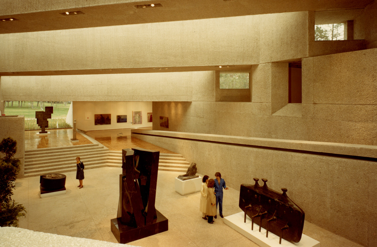 cultura_mx's tweet photo. ¡El @museotamayo llega a su 43.° aniversario! 🥳🎉

#UnDíaComoHoy de 1981 este recinto fue inaugurado y desde entonces produce innovadoras exposiciones de lo más representativo del arte contemporáneo. ¿Cuál ha sido tu exposición favorita? https://t.co/NTkz11aPwb