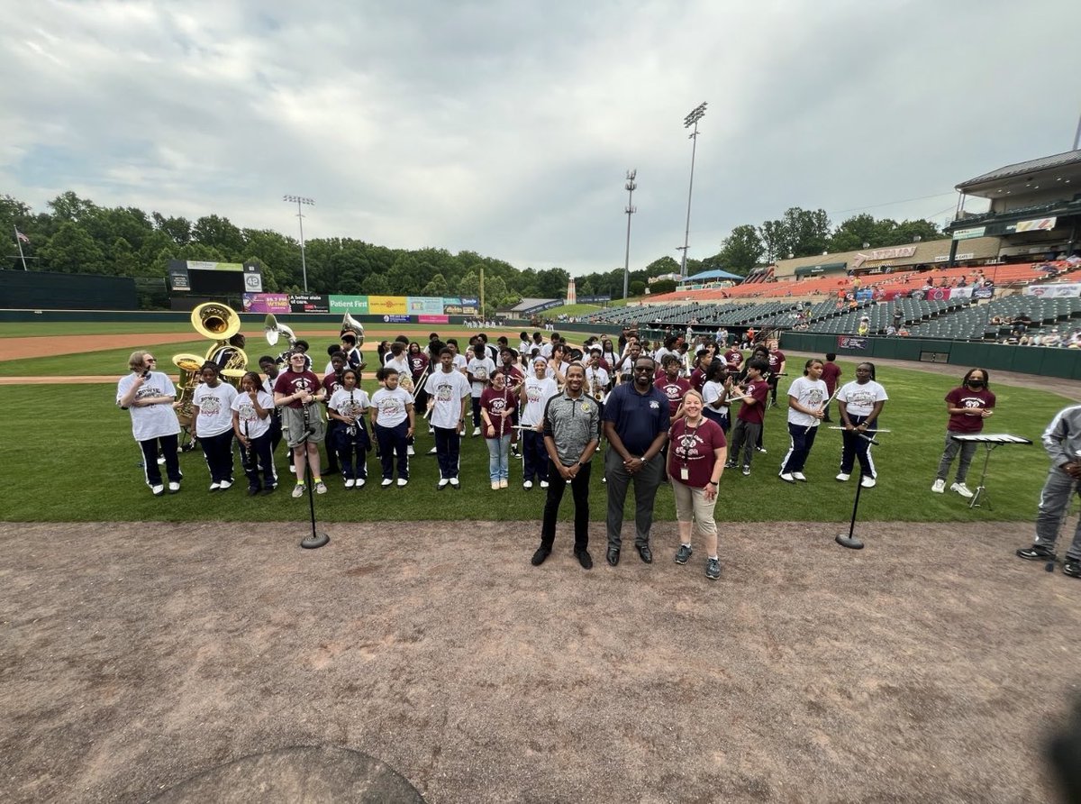 Check out our @BTMSTigers performing along with Samuel Ogle MS & Bowie HS at @BowieBaysox Stadium. #StarSpangledBanner 🇺🇸 #BandStudents🎼🎺